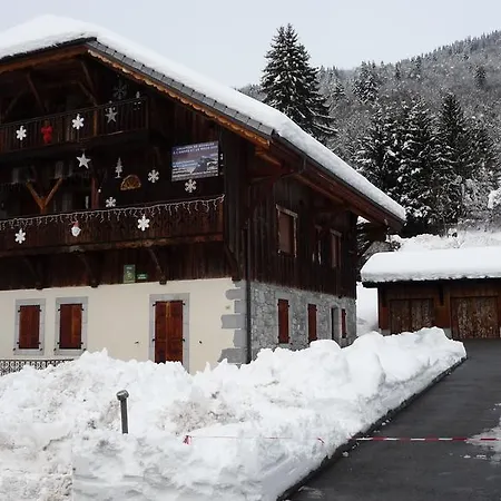La Ferme De Sous-Lachat Samoens Exterior photo